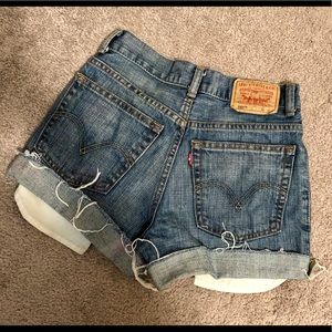 Levi 550 Cutoffs